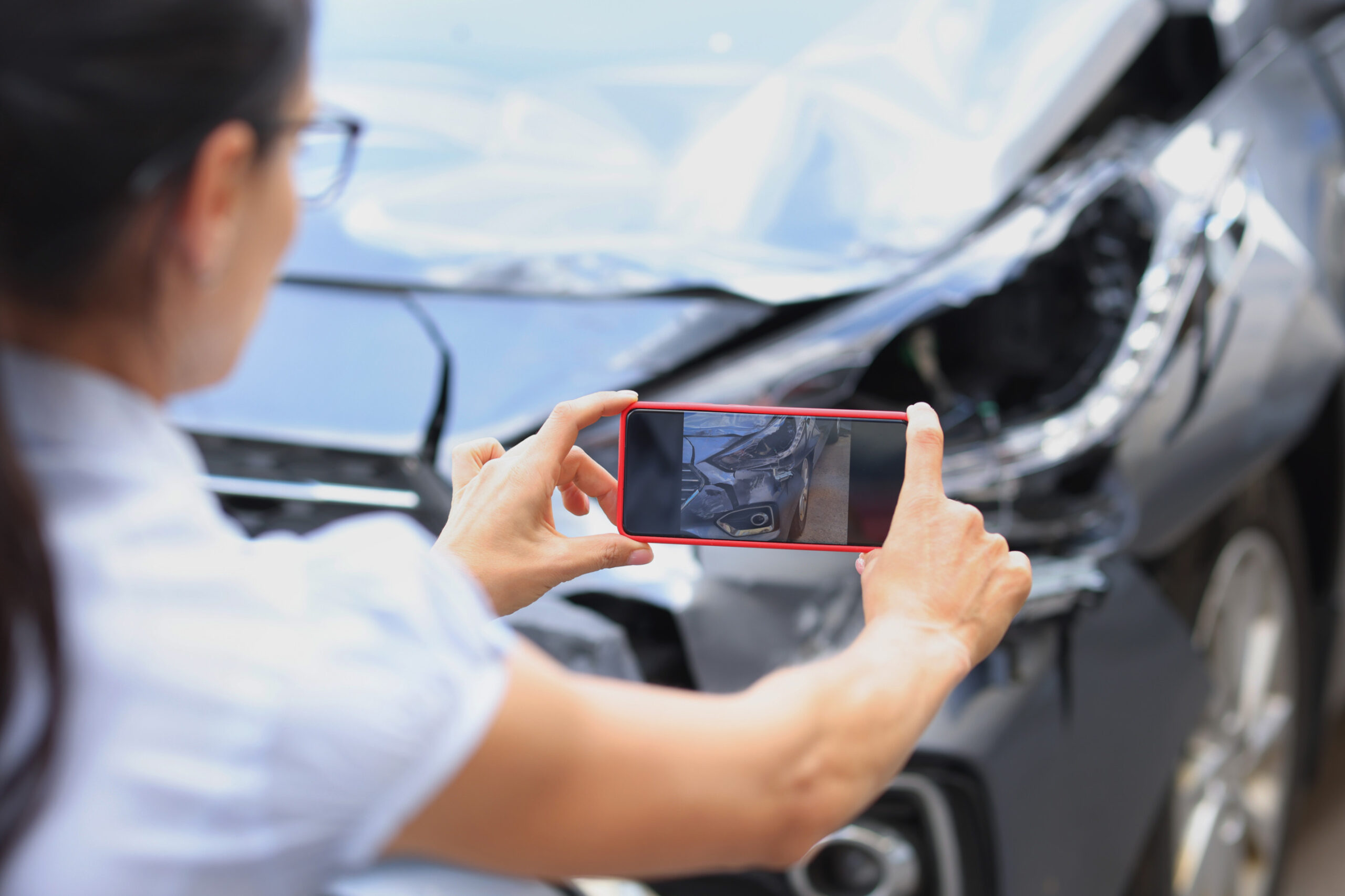 How to Find the Best Car Accident Lawyer: Tips and Considerations